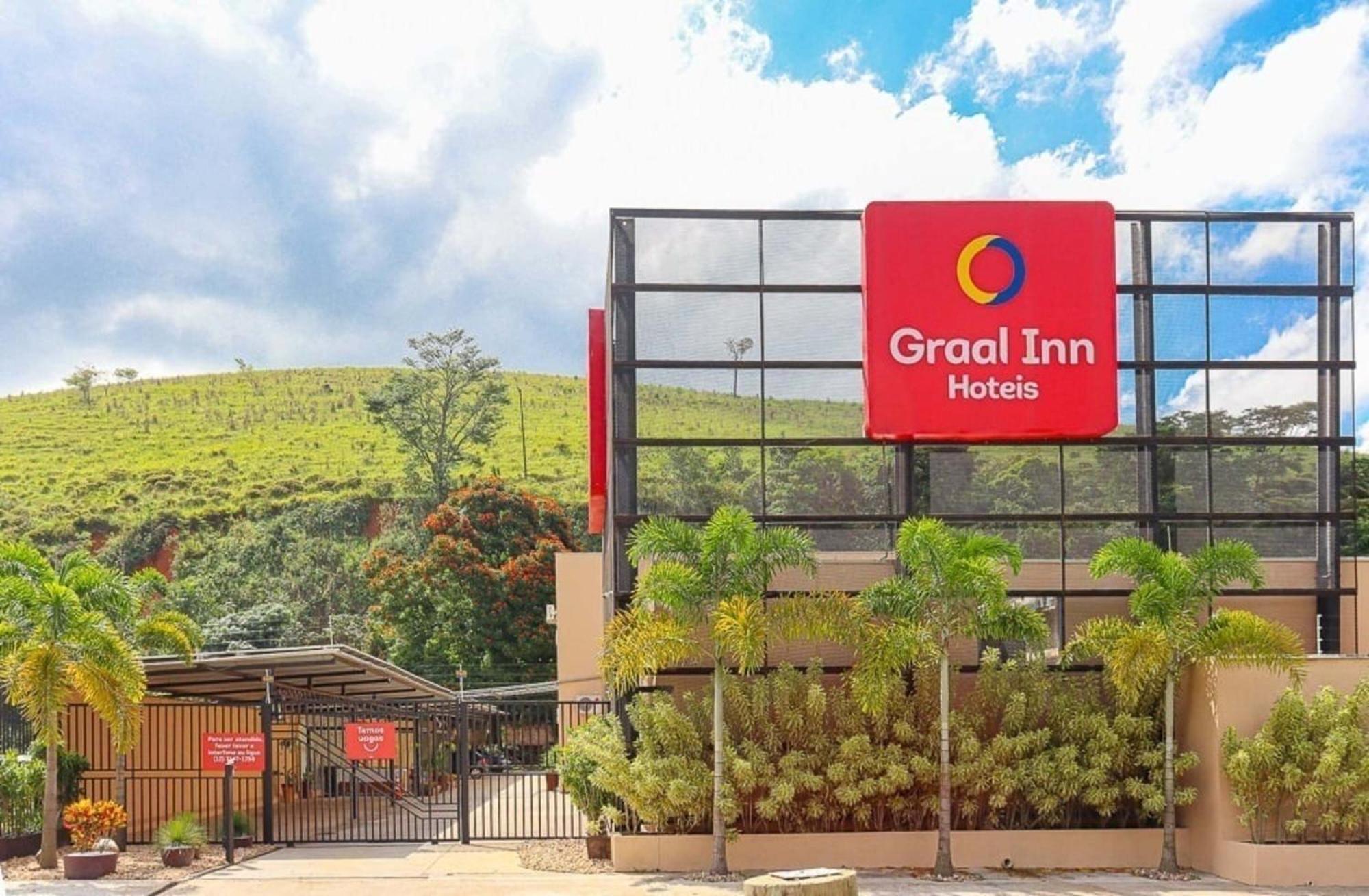 Hotel Graal Inn Келуш Экстерьер фото