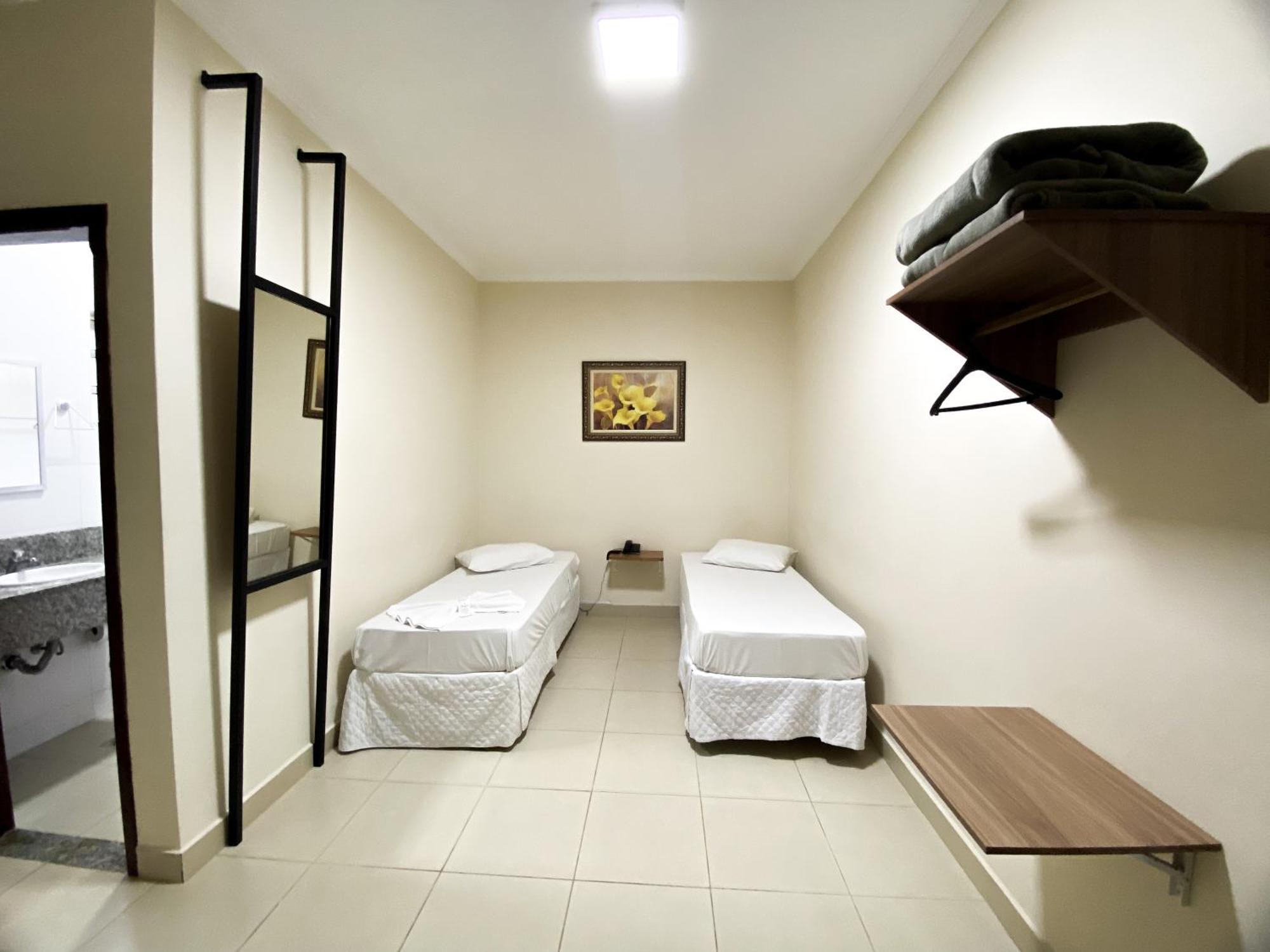 Hotel Graal Inn Келуш Экстерьер фото