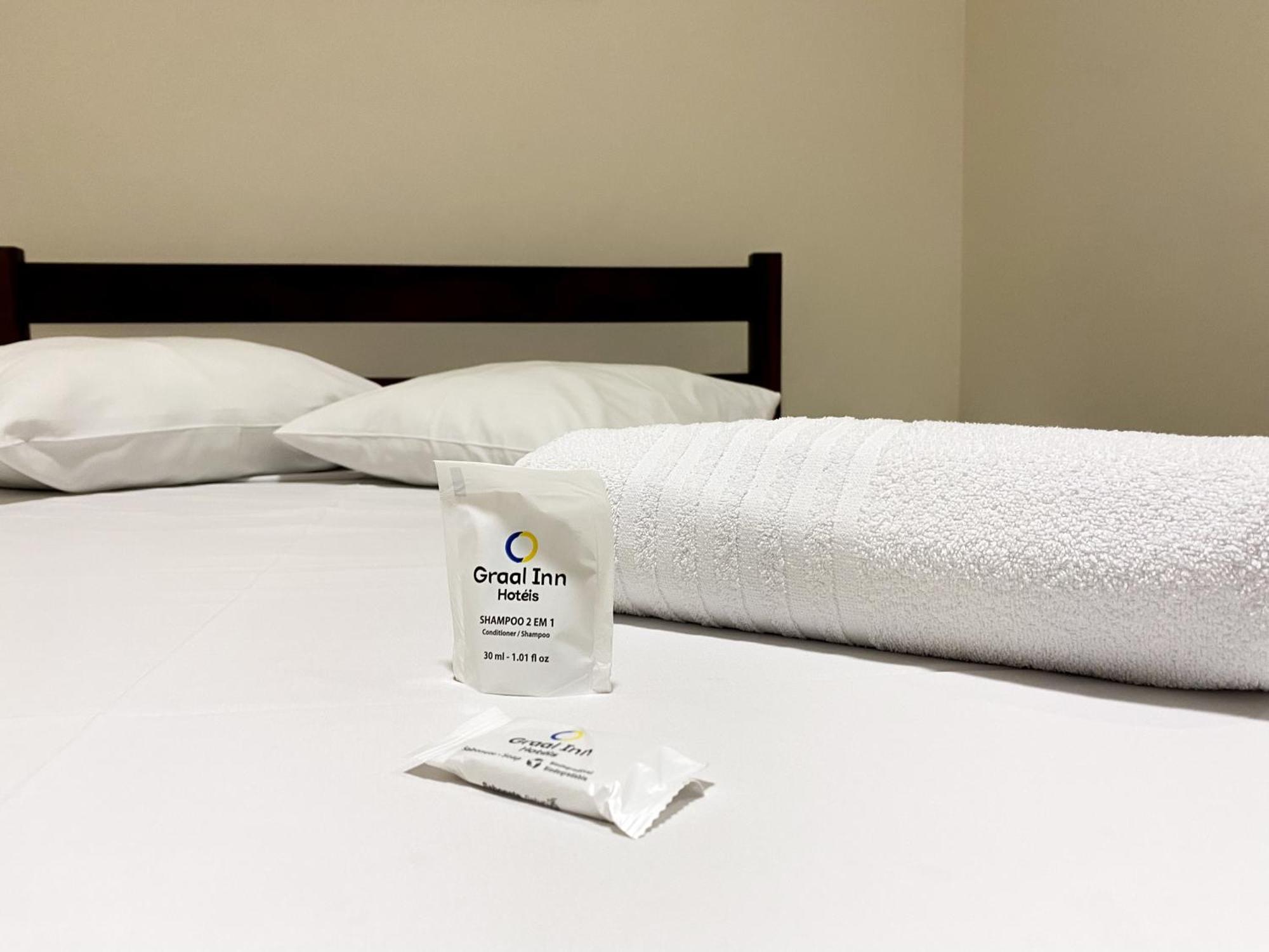 Hotel Graal Inn Келуш Экстерьер фото